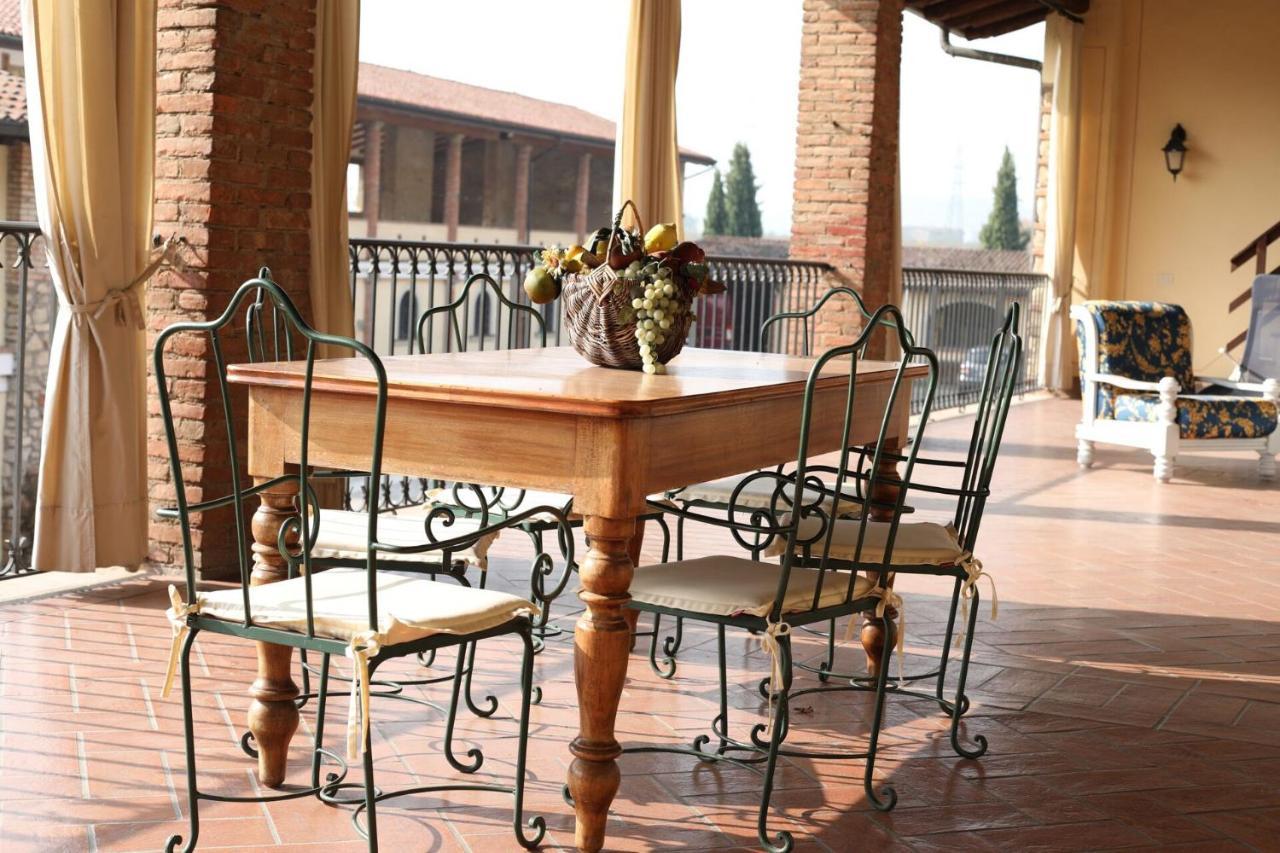 Villa Gradoni Monticelli Brusati ภายนอก รูปภาพ