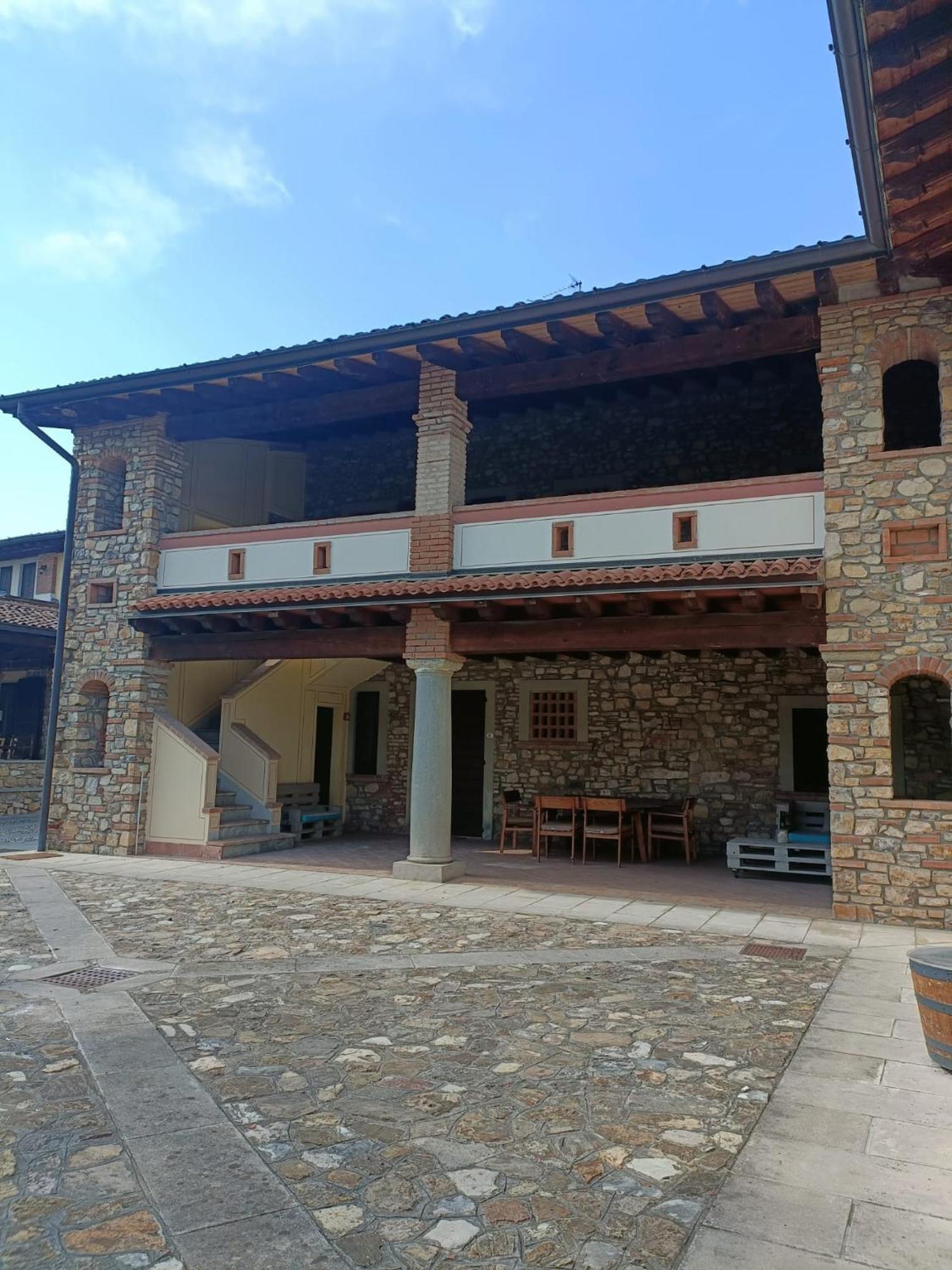 Villa Gradoni Monticelli Brusati ภายนอก รูปภาพ