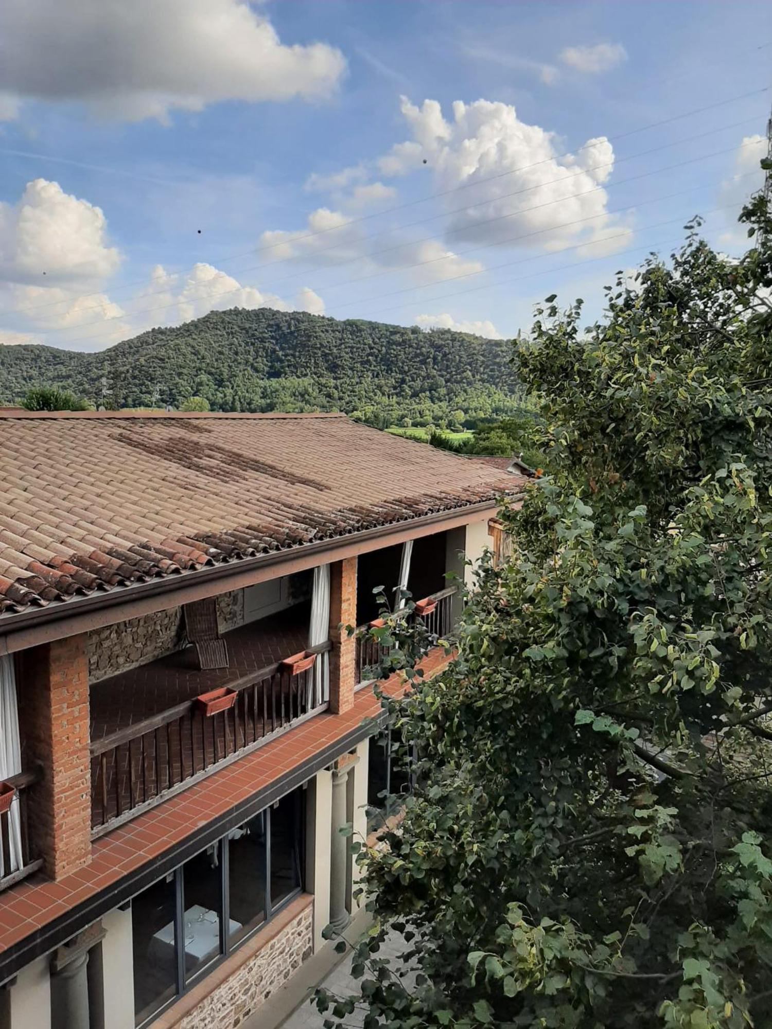 Villa Gradoni Monticelli Brusati ภายนอก รูปภาพ