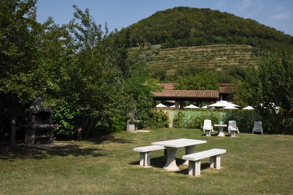 Villa Gradoni Monticelli Brusati ภายนอก รูปภาพ
